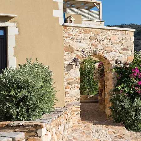 Апарт-отель Lameriana Luxury Village 3*